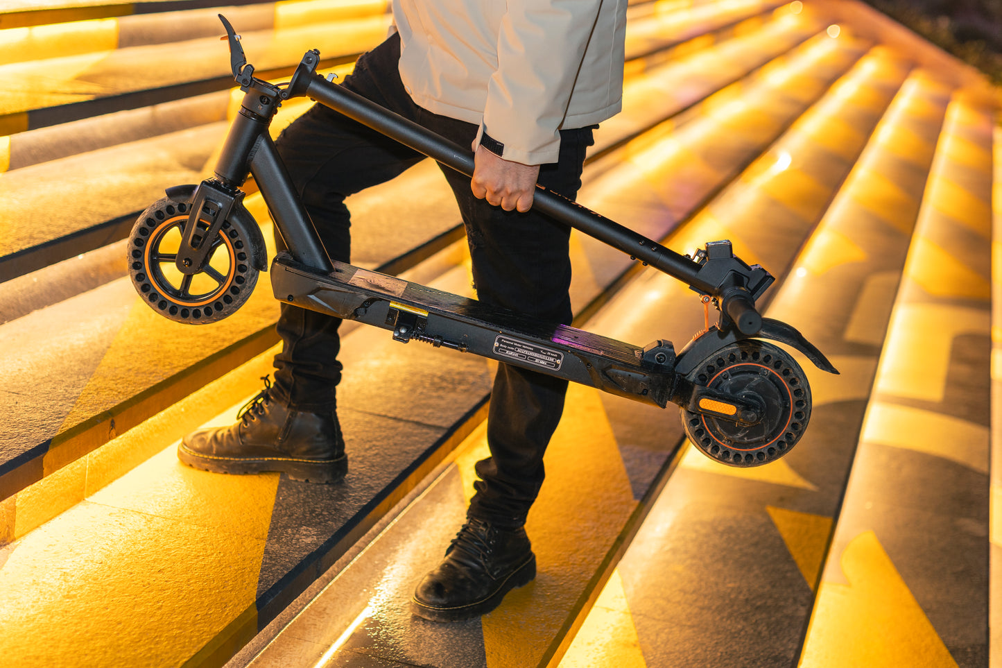 KuKirin S1 Max Electric Scooter – 350W Motor, 30 km/h Max Speed, 39 km Long Range, 10.4Ah Battery, Foldable & Lightweight E-Scooter for Adults